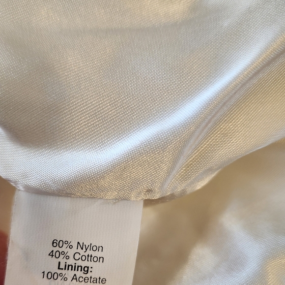 Elegant White Lace Strapless J. Crew Wedding Dress Size 4 - Picture 9 of 9